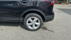 Nissan Qashqai 1.3 DiG-T Acenta Premium 5dr Petrol Hatchback